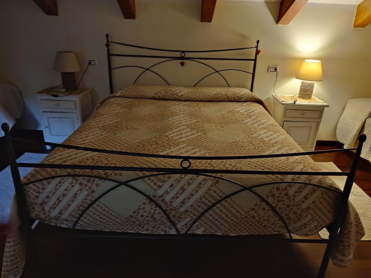 Bed and Breakfast Mirbea Cisano sul Neva Экстерьер фото